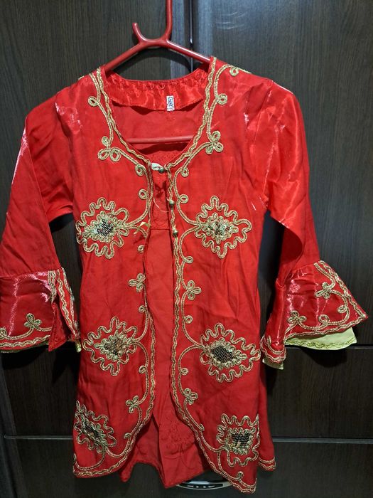 Jacketa Alladin marime 5 Lungime 72 cm