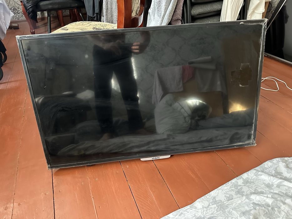 Телевизор YASIN LED-43E58TS