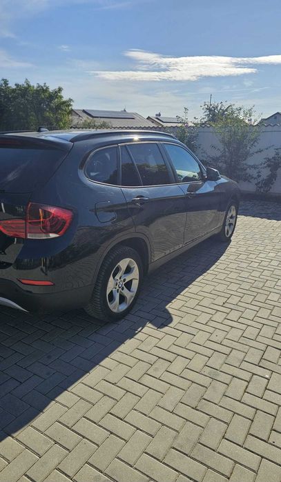 BMW X1 2012 — imagine 2