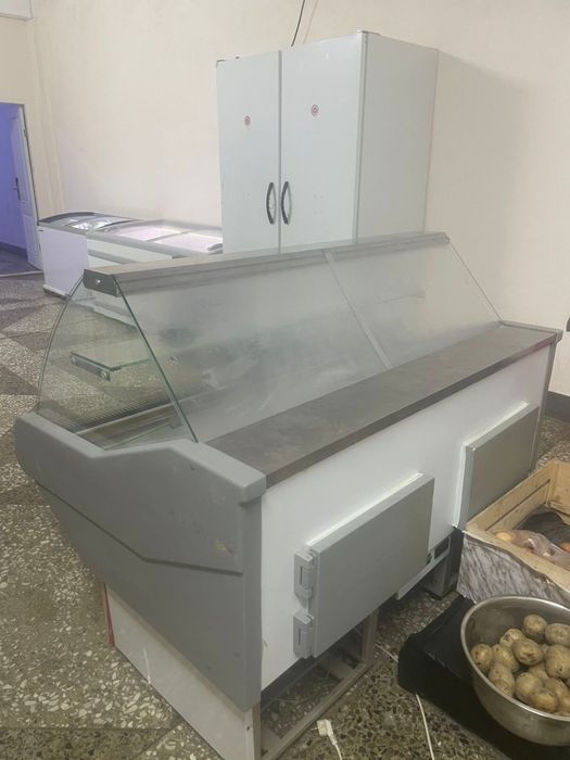 Холодильник продуктовый