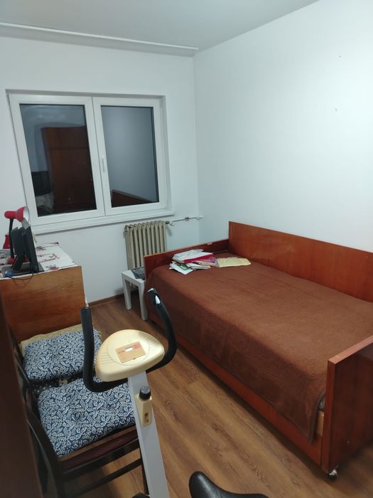 Apartament 3 camere-Ploiest Nord