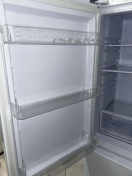 Холодильник бирюса НА ЗАПЧАСТИ