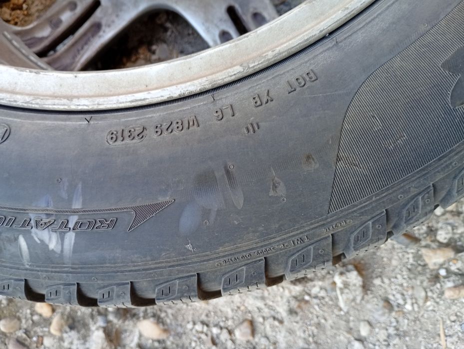 Комплект зимни гуми Pirelli с размер 215 60 17