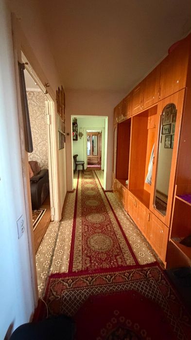 Продам 5 ком.квартиру