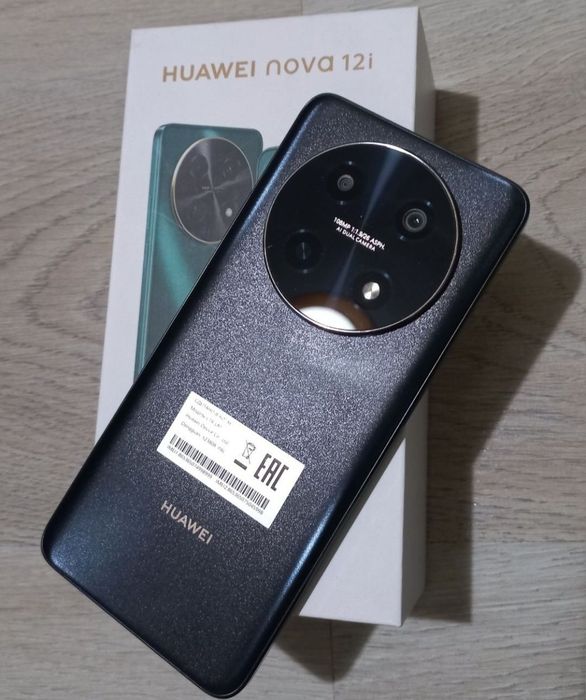 Продам Хуавей 12i 256gb  Обмен