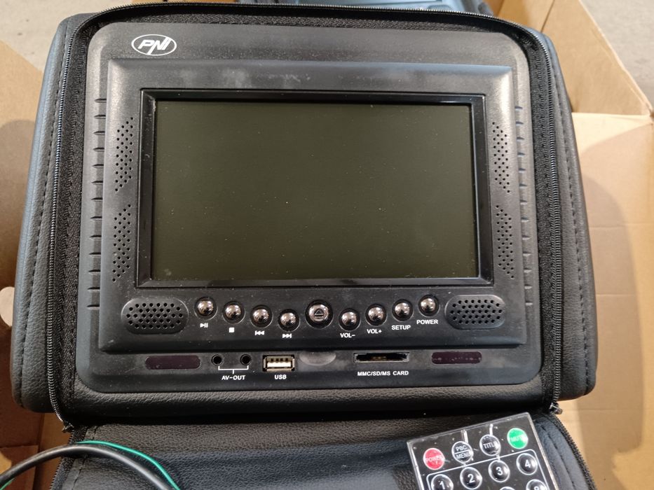 Tetiere auto PNI, cu DVD, telecomandă, display 7 inchi