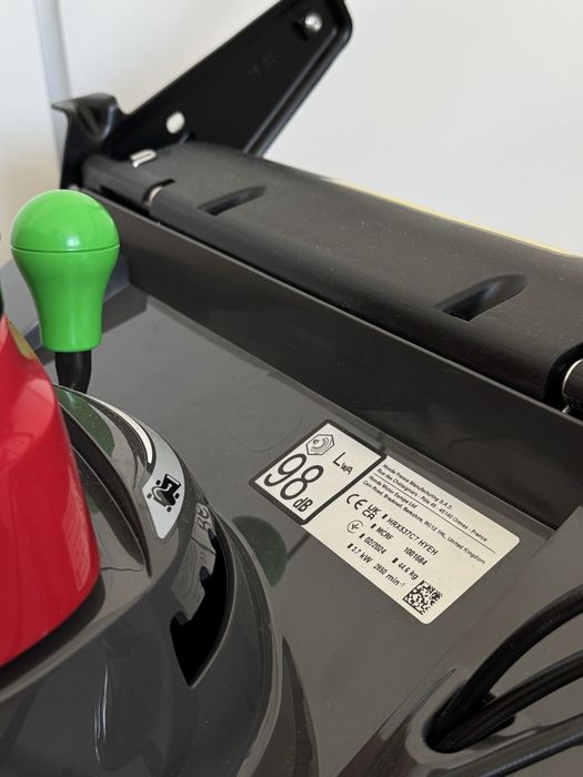 Masina de tuns iarba Honda HRX 537 HY benzina