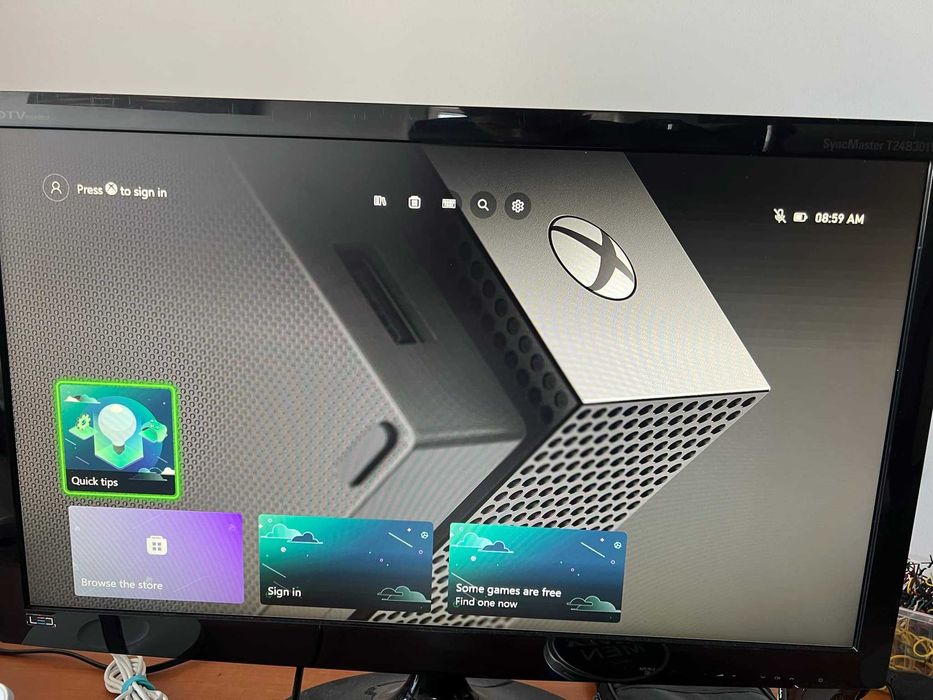 Consola XBOX ONE X 1TB 4K echivalent ps4 pro cu 2 manete si cabluri