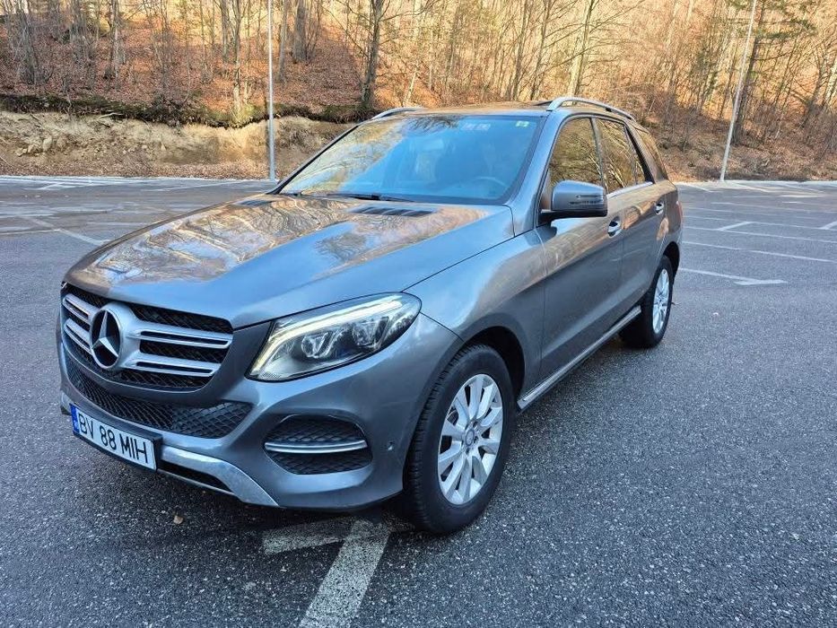Vând Mercedes GLE 250