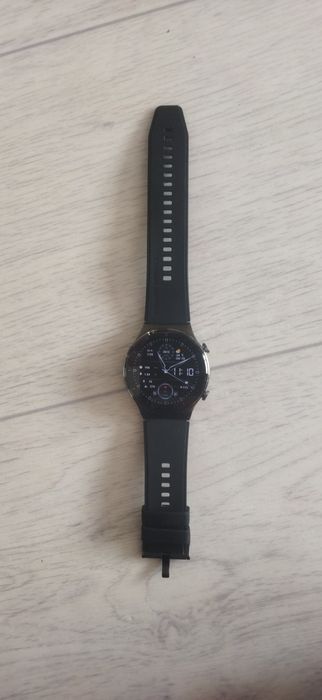 Смарт часы продам срочно