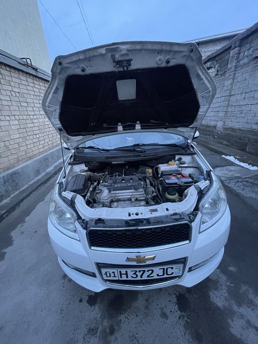 Nexia3 avtomat sotiladi