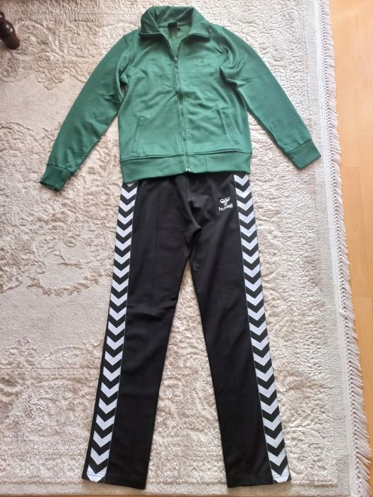 Оригинални спортен екипи  2 броя