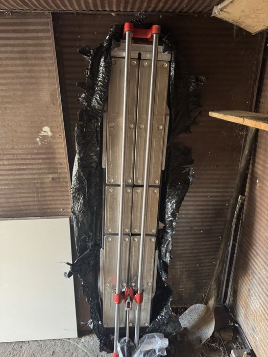 Masina de taiat gresie/faianta Cortag Mega 1550