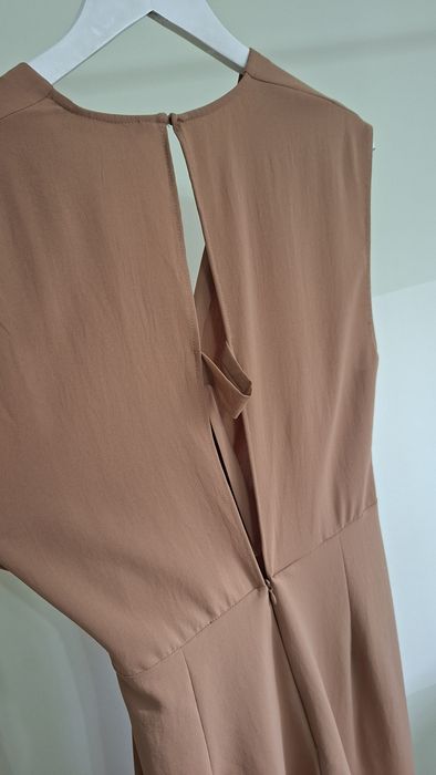Стильный комбинезон от Zara