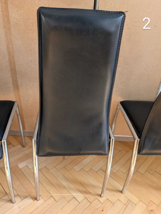 4 броя трапезни столове