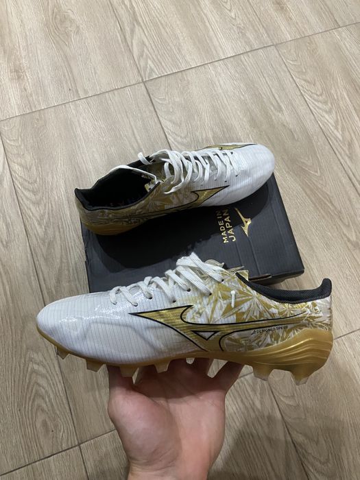 Ghete fotbal mizuno JAPAN marimea 45 si 46