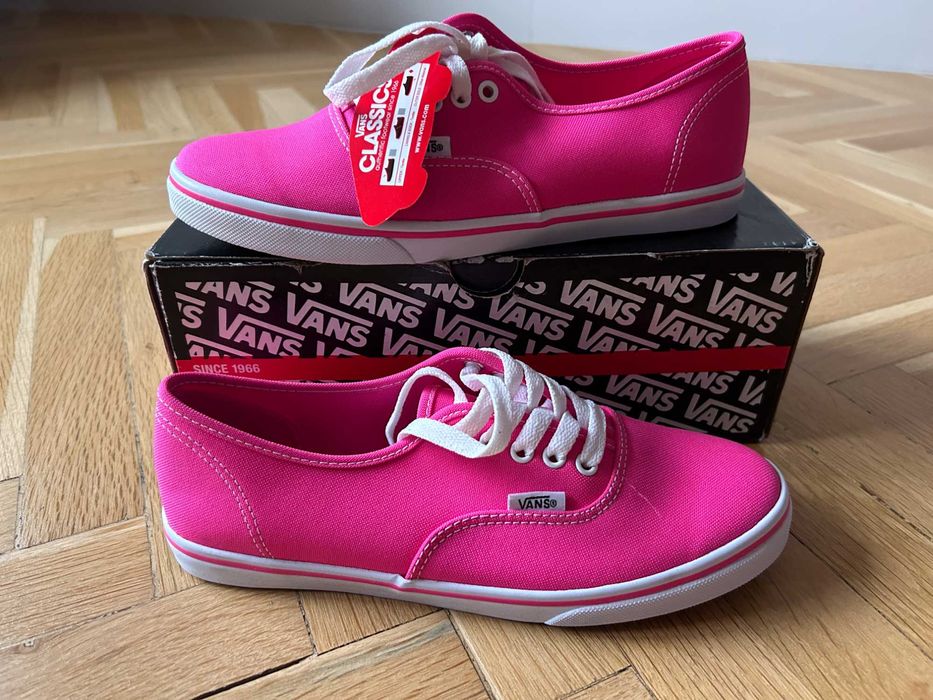 Дамски кецове Vans Authentic Lo Pro розови