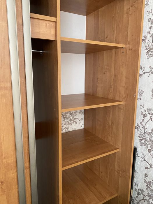 Продам шкаф в хорошем состоянии