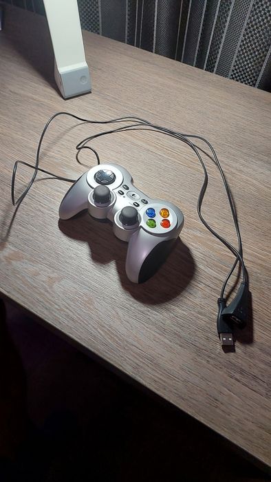 Геймпад Logitech G710