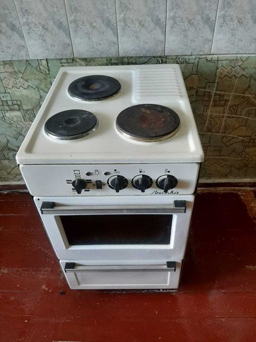 Продам электрическую плиту Лысьва