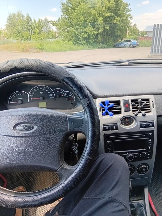 Продам приору 12 год.