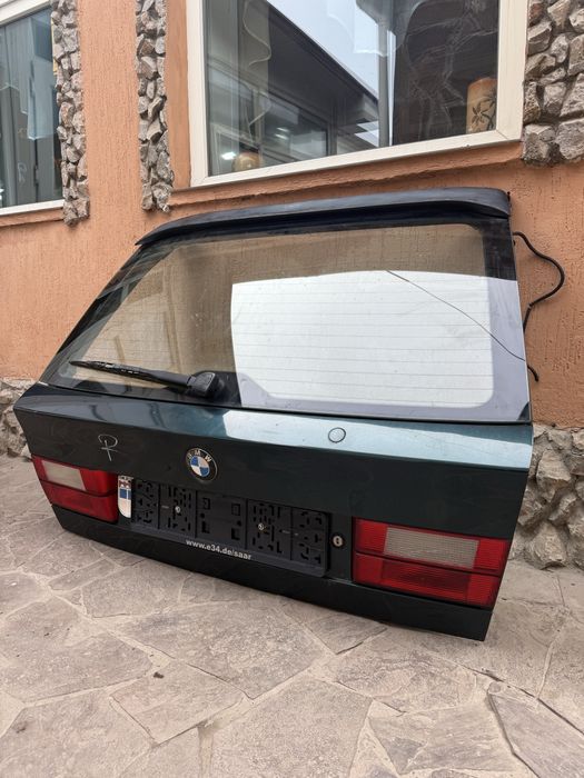 Крышка Багажника (универсал) на BMW e34