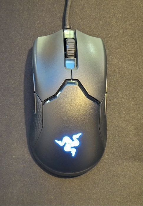 Pachet Gaming: Pachet Gaming: Mouse Razer Viper 8KHz + Tastatura 60% HK Gaming