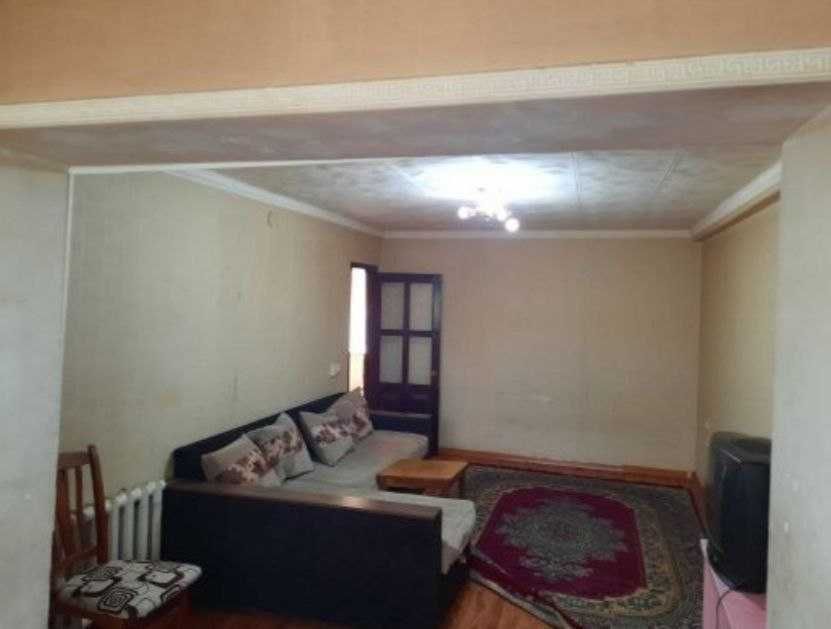 3/3/4 Ялангач Среднее состояние 65м2 Балкон 2х6 Кирпич