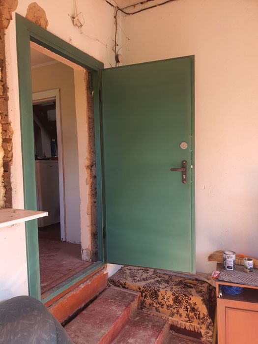 Двери . навесы. Решотки . Ворота. И тд.