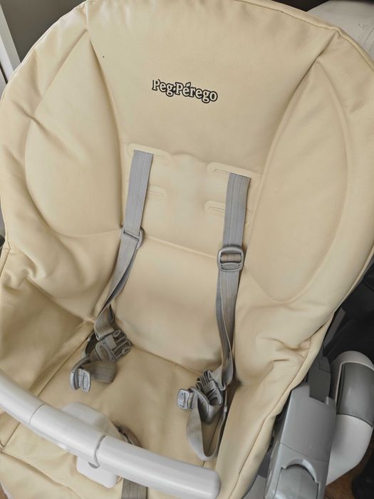 Бебешки стол за хранене Peg perego