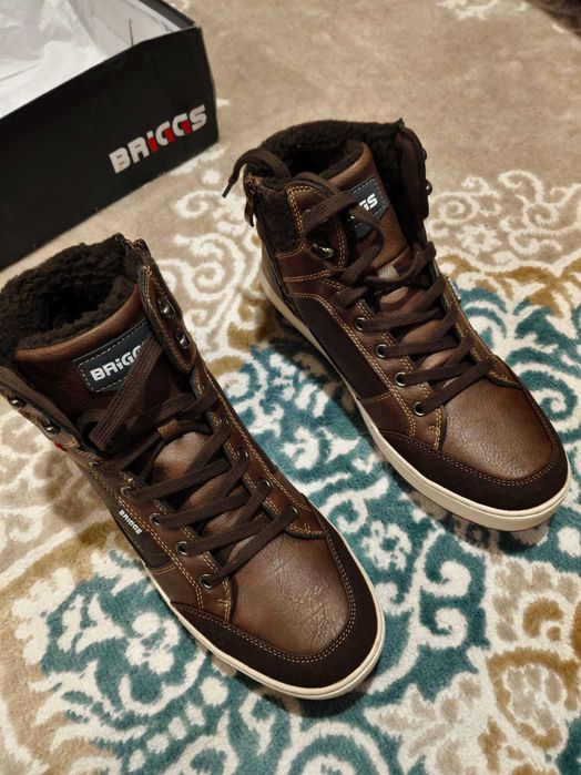 Кроссовки зимние Новые