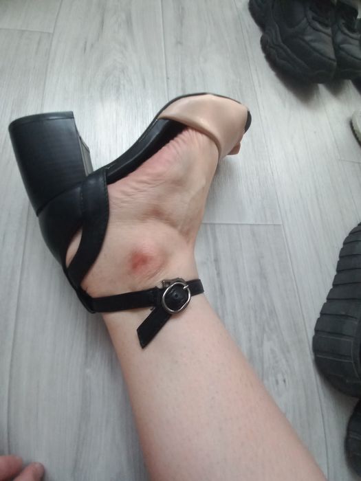 Босоножки новые 36 размер