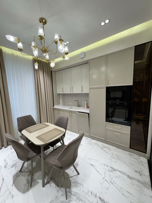 Сдается новая квартира  57кв/м, своя!