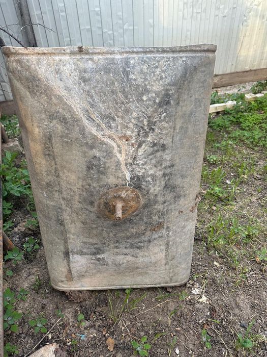 Продам  ёмкость для душа