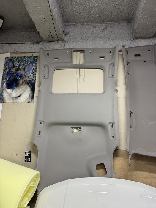 Продам потолок от RAV4 (A4)