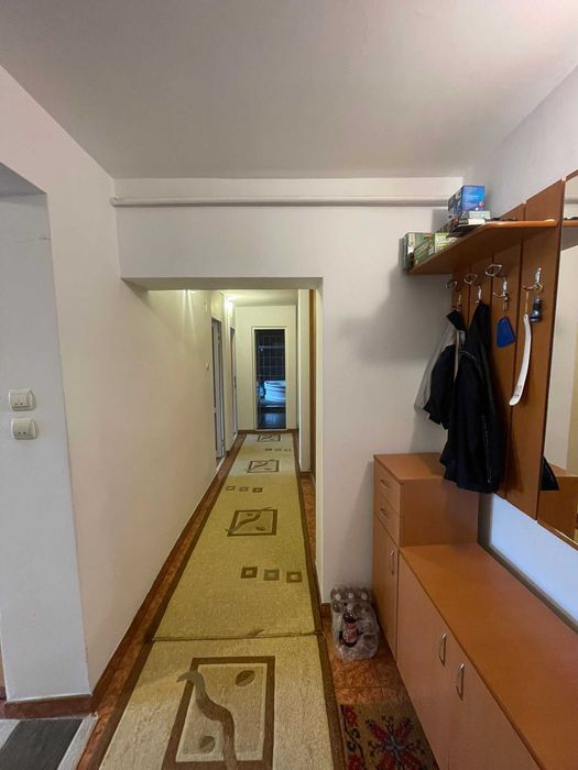 Inchiriez apartament 3 camere ZONA BIG -INDEPENDENTEI