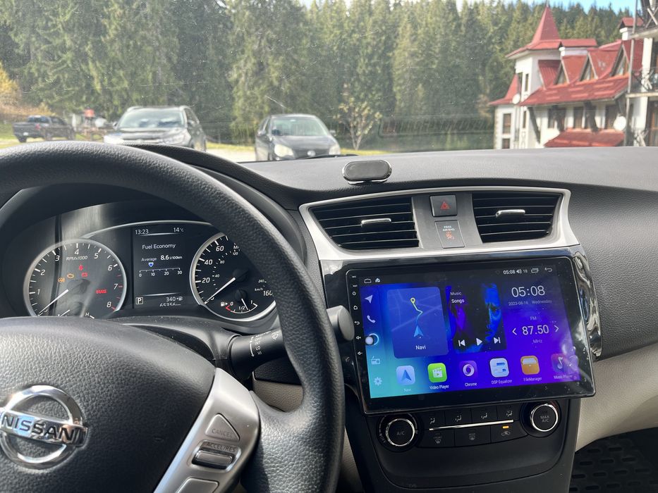 Услуги на автоелектрик. Монтаж на Android, монтаж на лещи за фарове