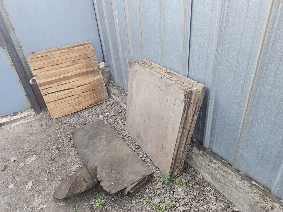 Дрова, старые доски, самовывоз, бесплатно