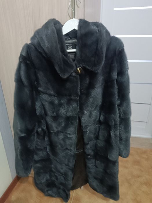 Продам  норковую шубу