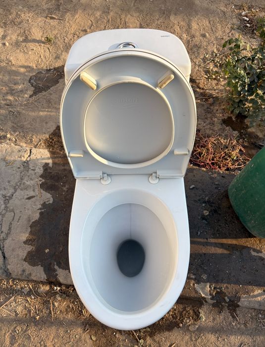 Унитаз  продам состояние хорошее