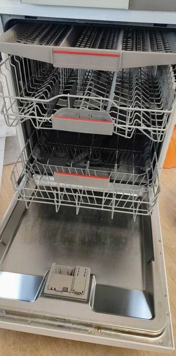 Свободностояща съдомиялна Bosch, серия 4