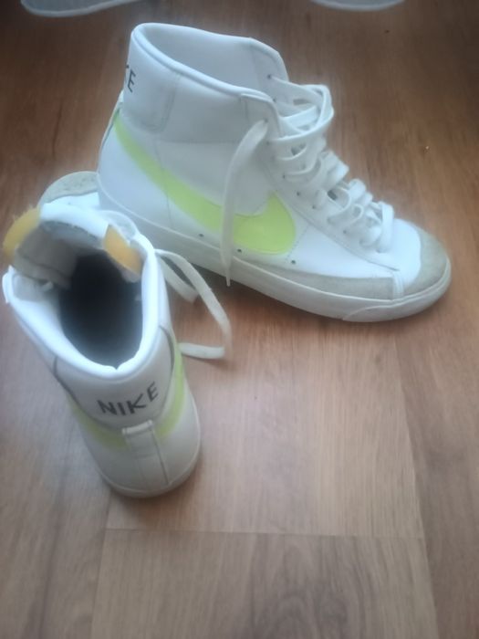 Snickers Nike mărime 40