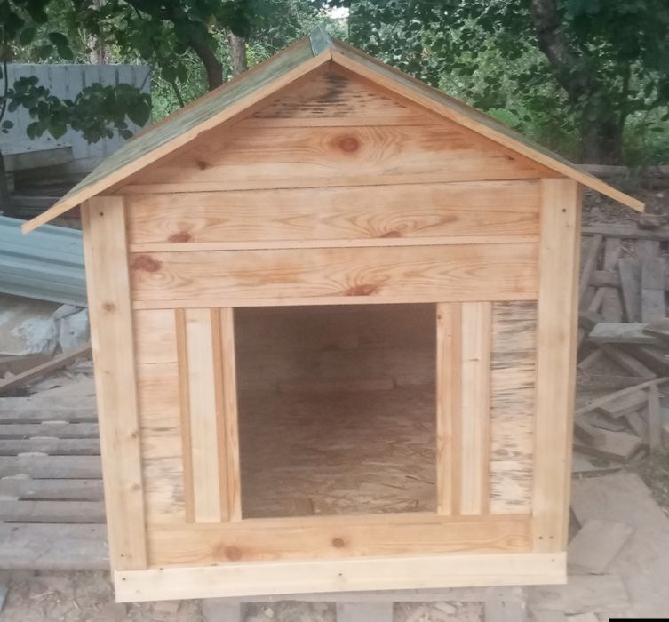 Продается домик для собак.