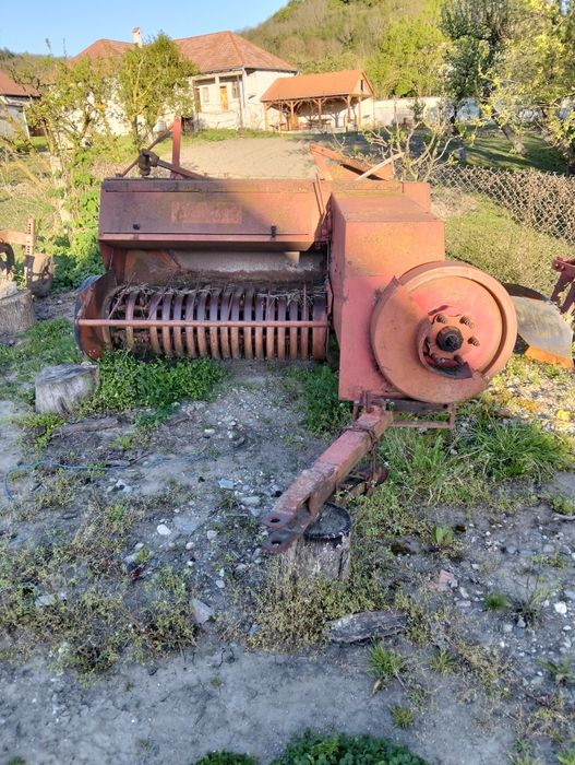 Vând balotiera bauty