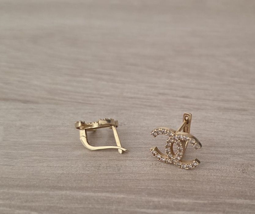 Bijuteri aur 14k dama
