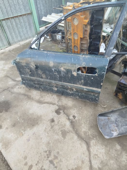 Дверь Митсубиси галант дутый