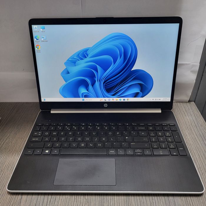 Laptop HP I7 Gen 8 SSD 512GB