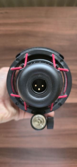 Комплект: HyperX - ProCast + кабел + Razer audio Mixer + стойка