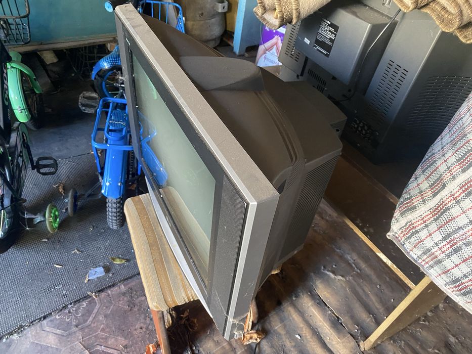 Отдам телевизор даром