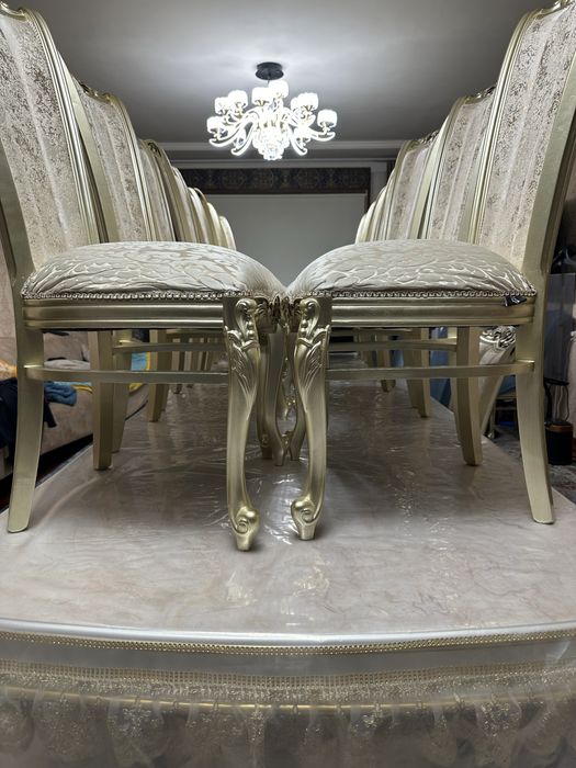 Стулья  для  зала